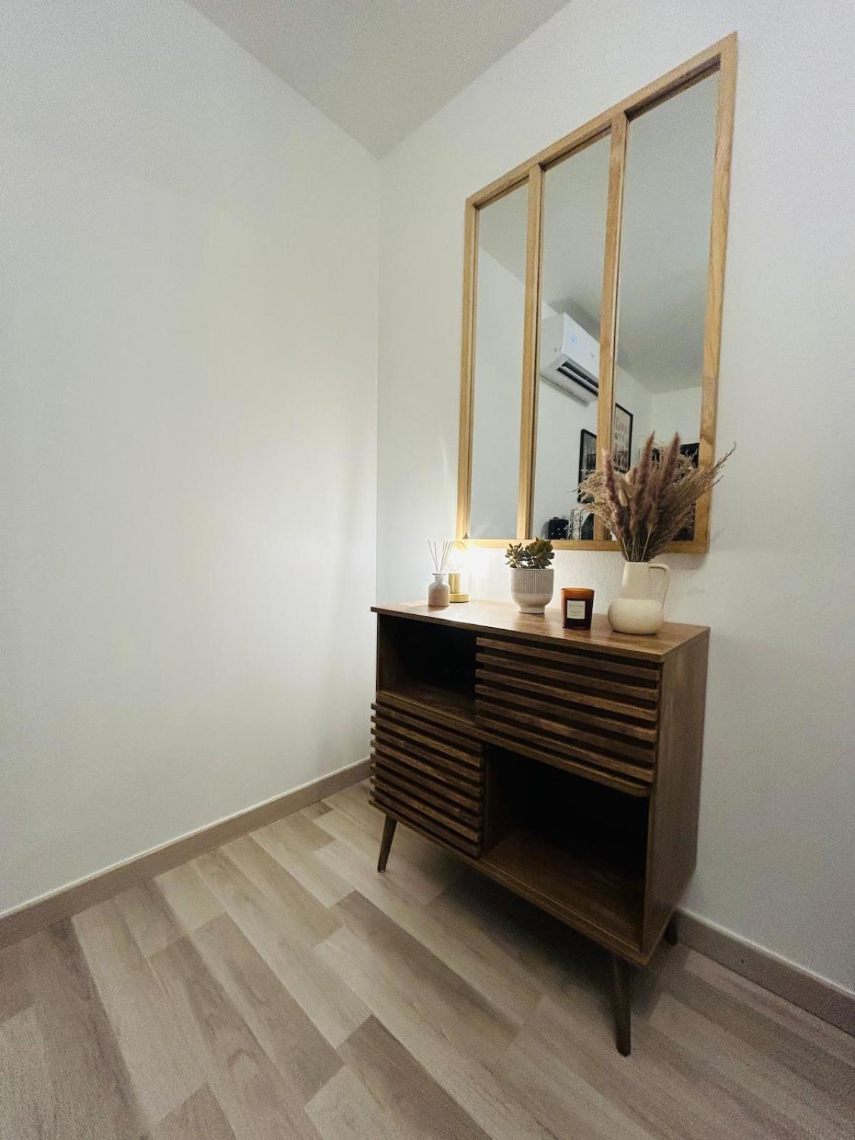 Appartement Charmant Proche Gare Тур Екстер'єр фото